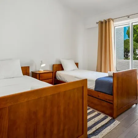 2 Bdr Vilamoura Escape W Balcony By Lovelystay Quarteira Exterior photo