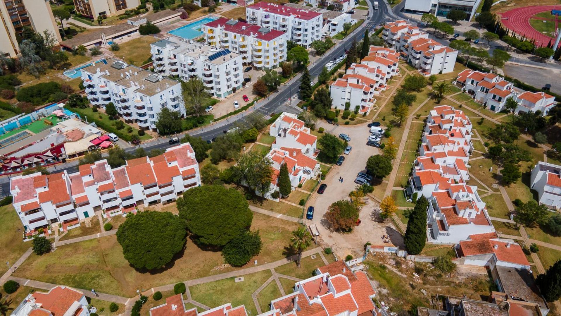 Apartment 2 Bdr Vilamoura Escape W Balcony By Lovelystay